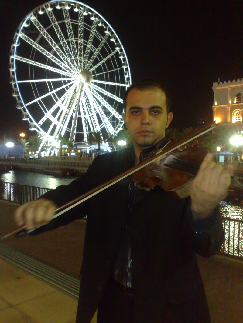 Arabic Violinist performance