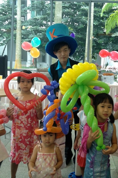 Balloon Bender
