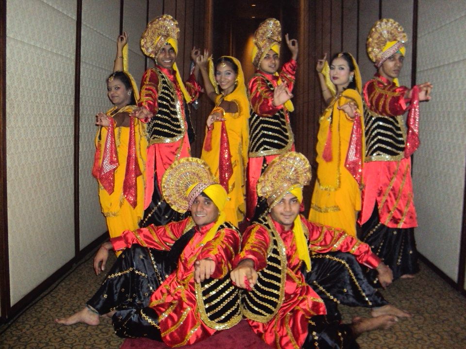Bhangra dancers performance