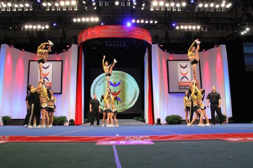 Cheerleader Stunt Squad performance