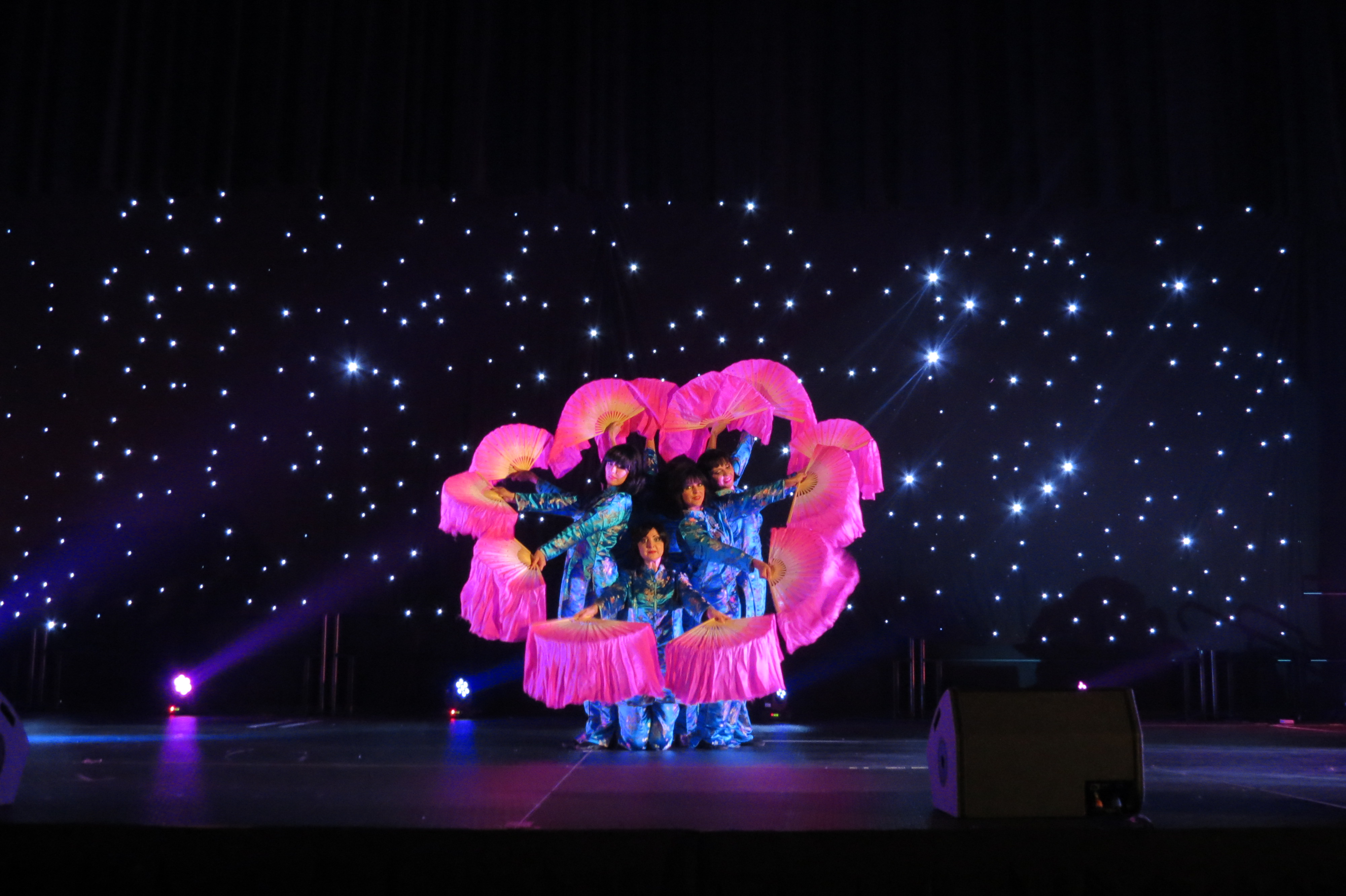 Chinese Fan Dance
