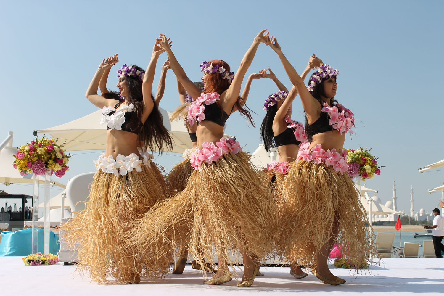 Hawai Dancers