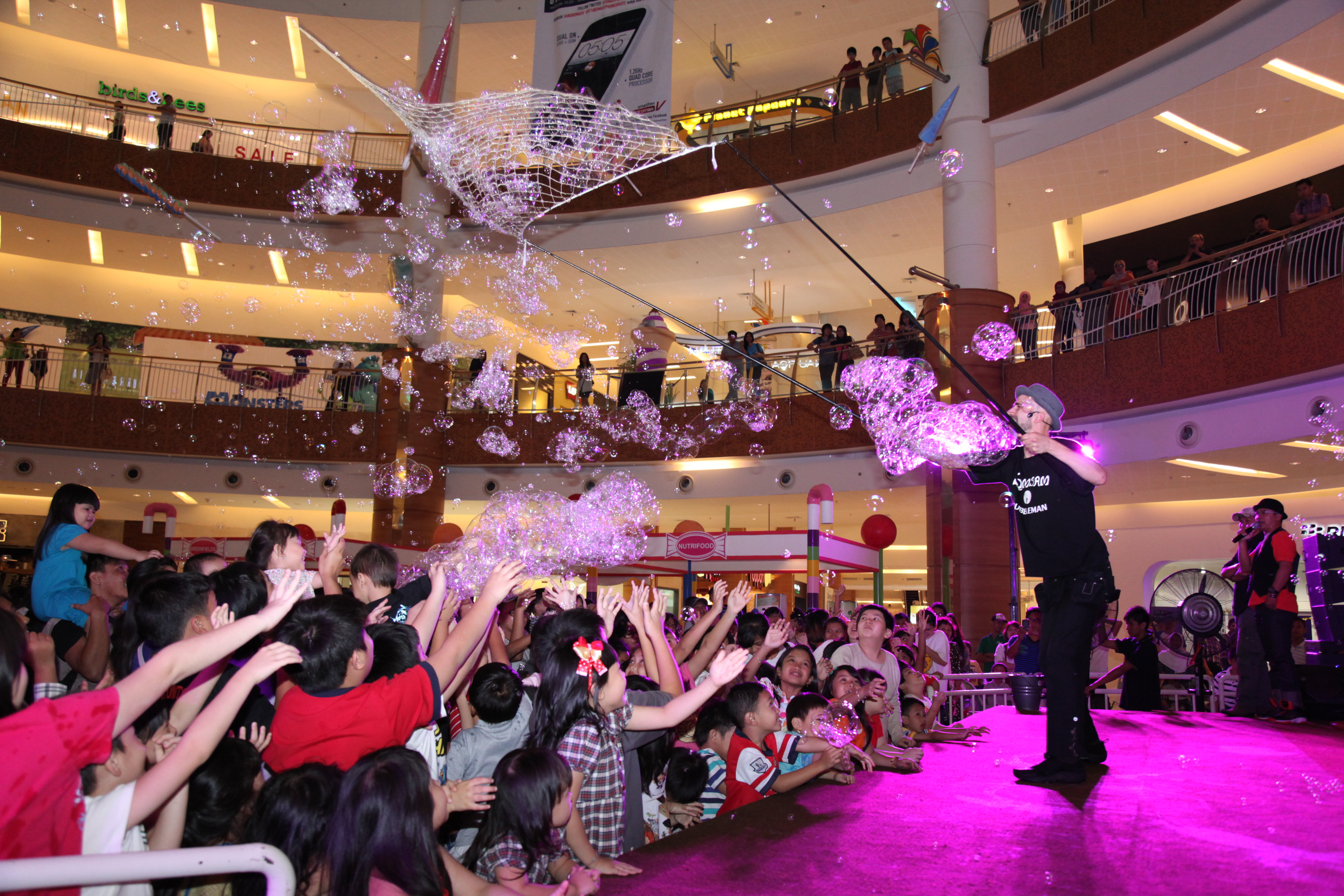 International Bubble Show performance