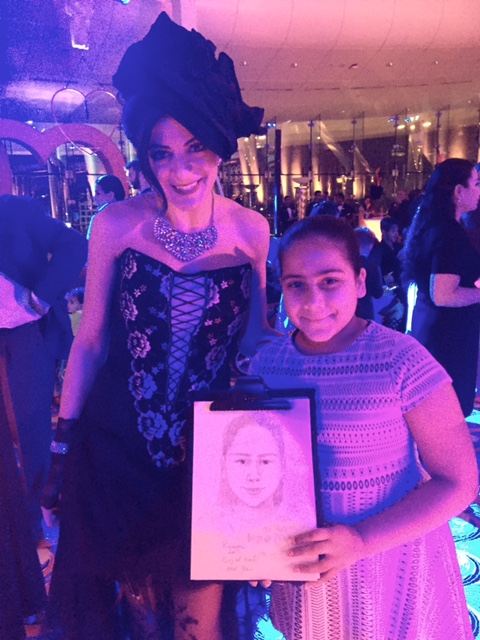 Lady Caricaturist performance