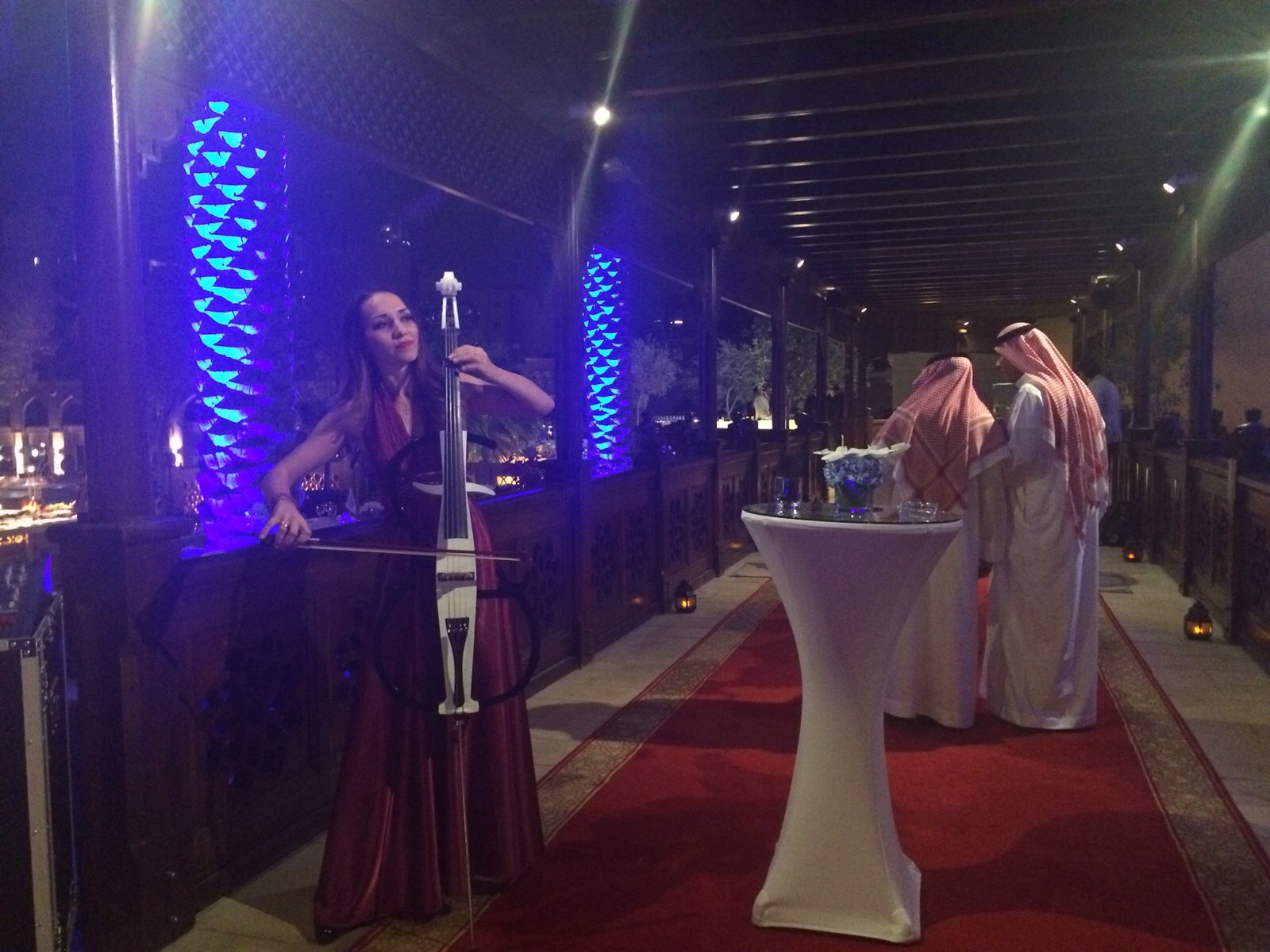 Lady Cellist performance