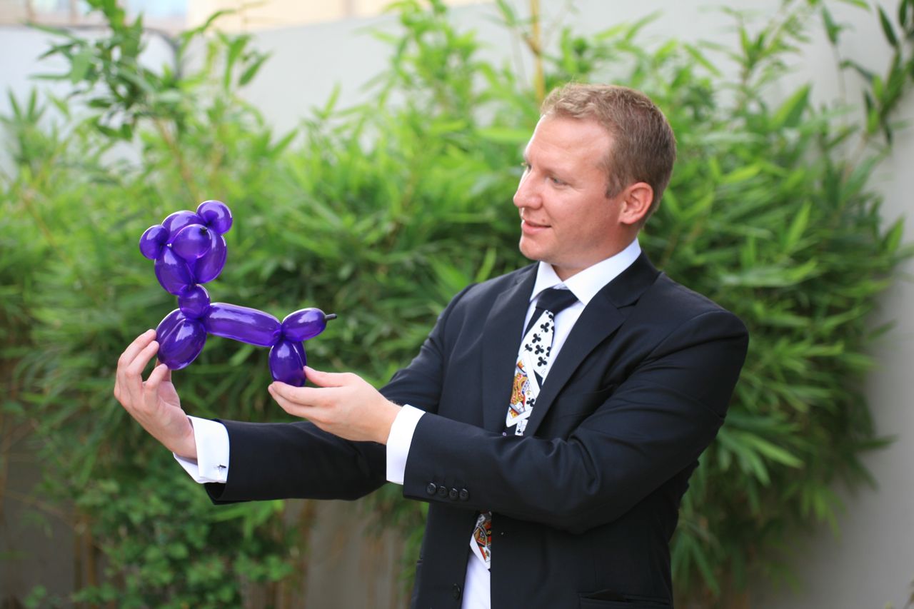 Magic & Balloon Show performance