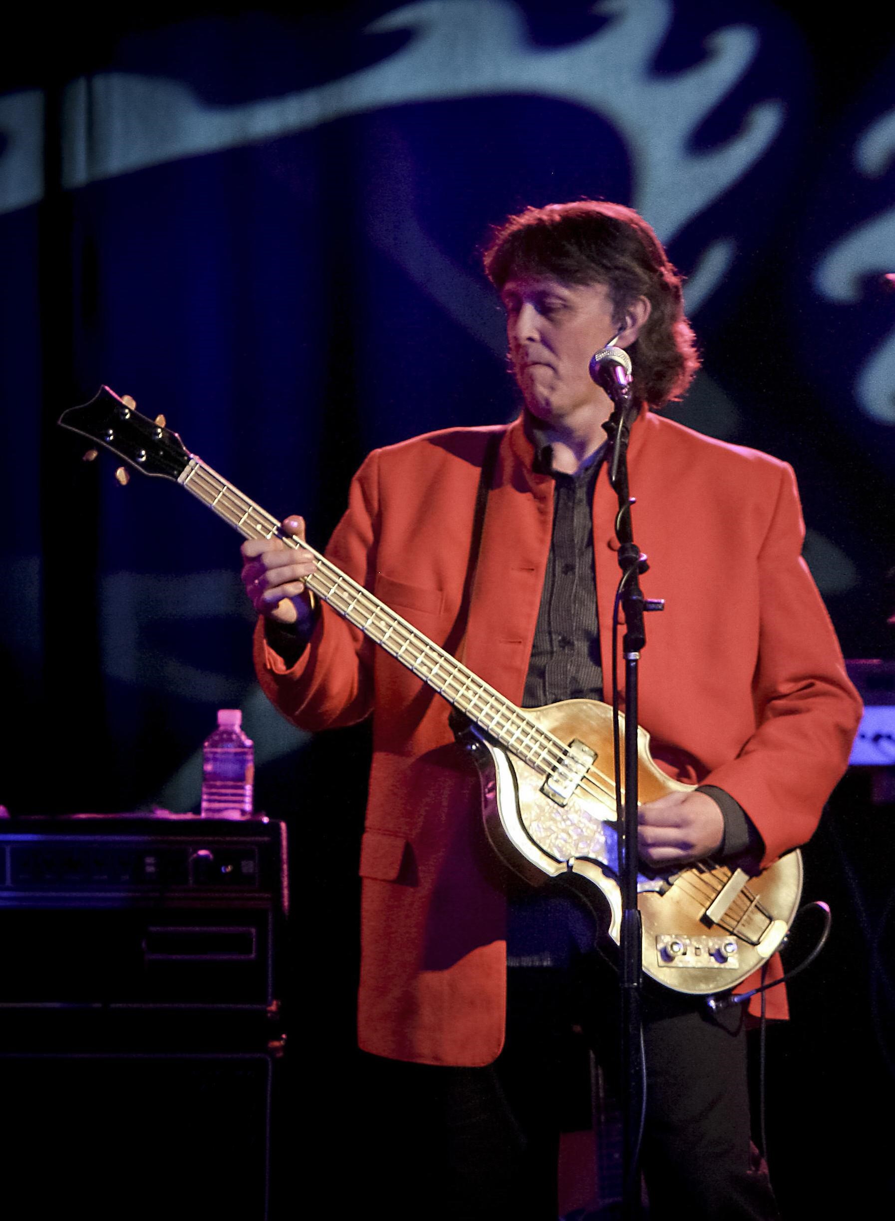PAUL McCARTNEY TRIBUTE & LOOKALIKE performance