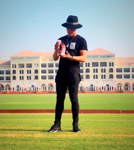 Roaming Magician