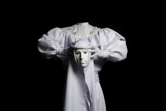 The Statue With Two Heads performance